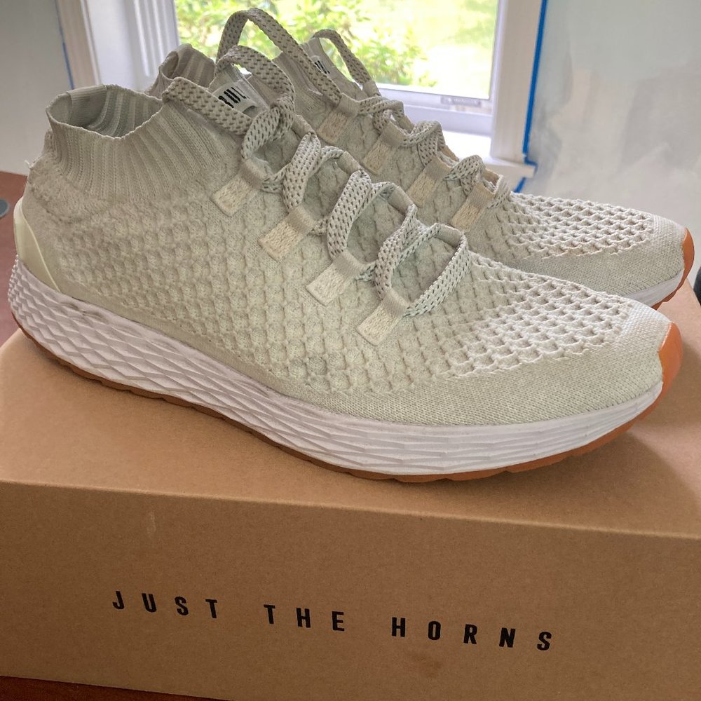 NOBULL Knit Runners White / Gum Men's 12 / Women's 13.5